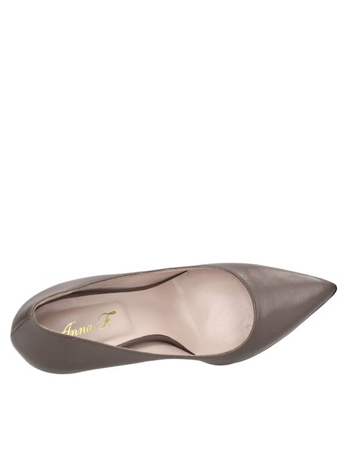  ANNA F. | 1394 NAPPAMAUVE